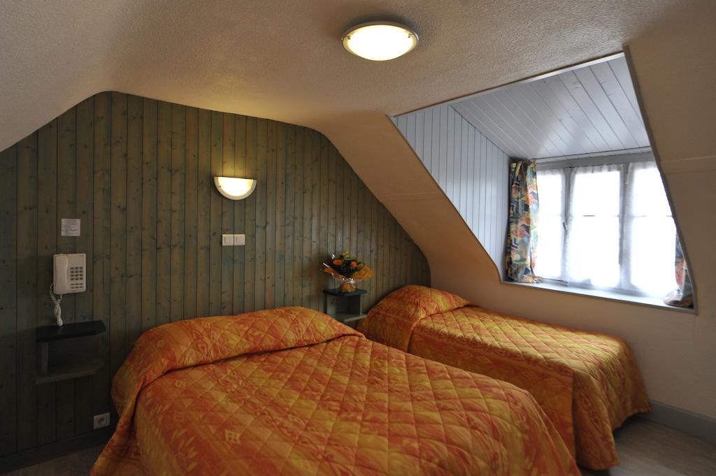 Hôtel de la Grotte Aix-les-Bains Quarto foto